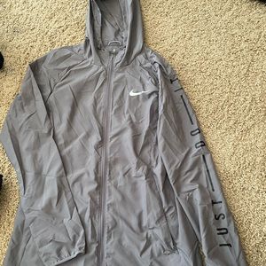 Women’s Nike windbreaker